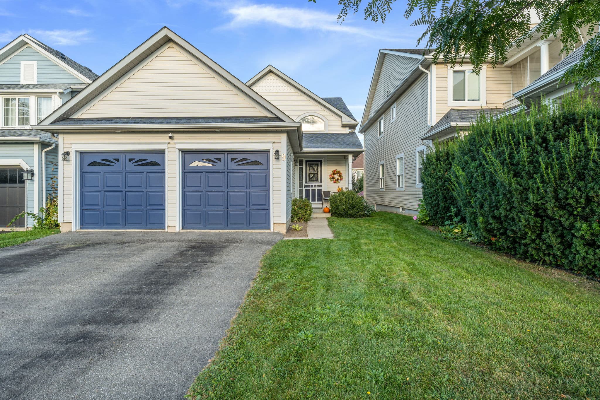 9 McCurdy Dr New Tecumseth, ON L0G 1W0