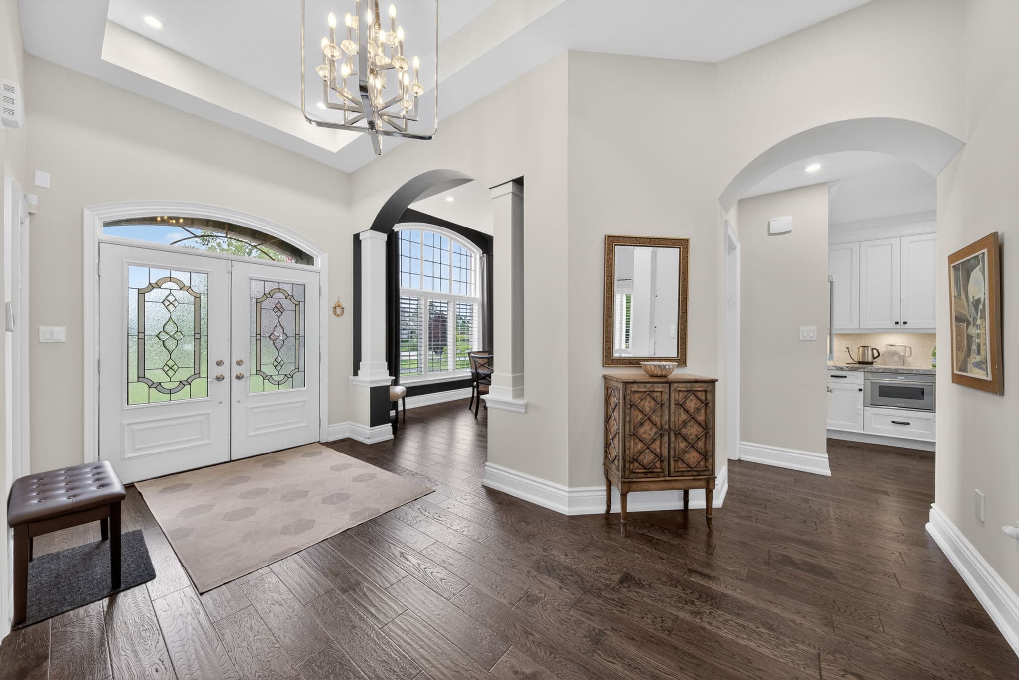 9 Wolford Ct Georgina, ON L4P 3E9
