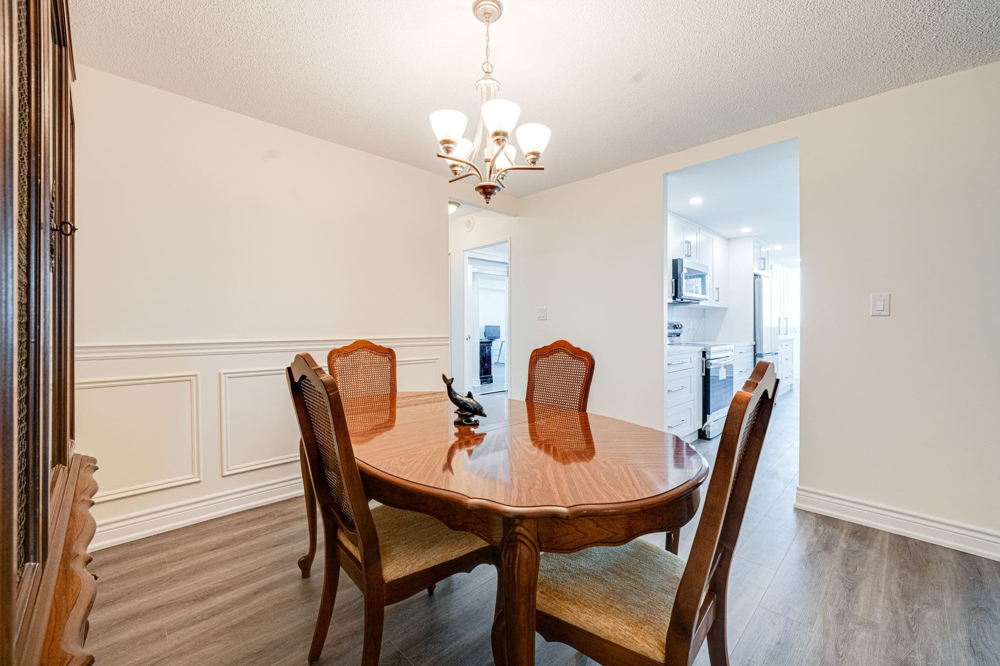 90 Fisherville Rd Unit 707 Toronto, ON M2R 3J9