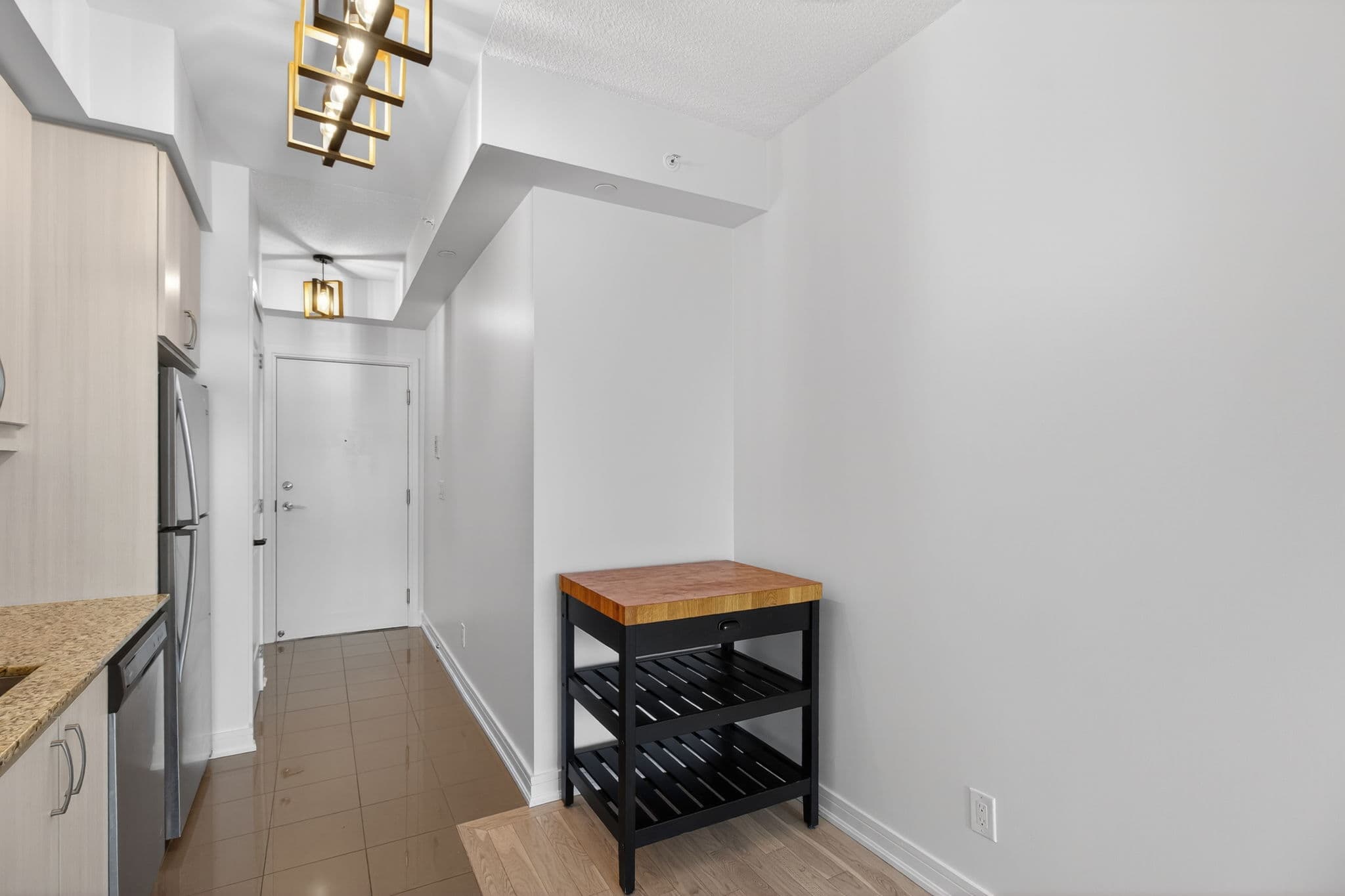 9201 Yonge St Richmond Hill, ON L4C 1H9