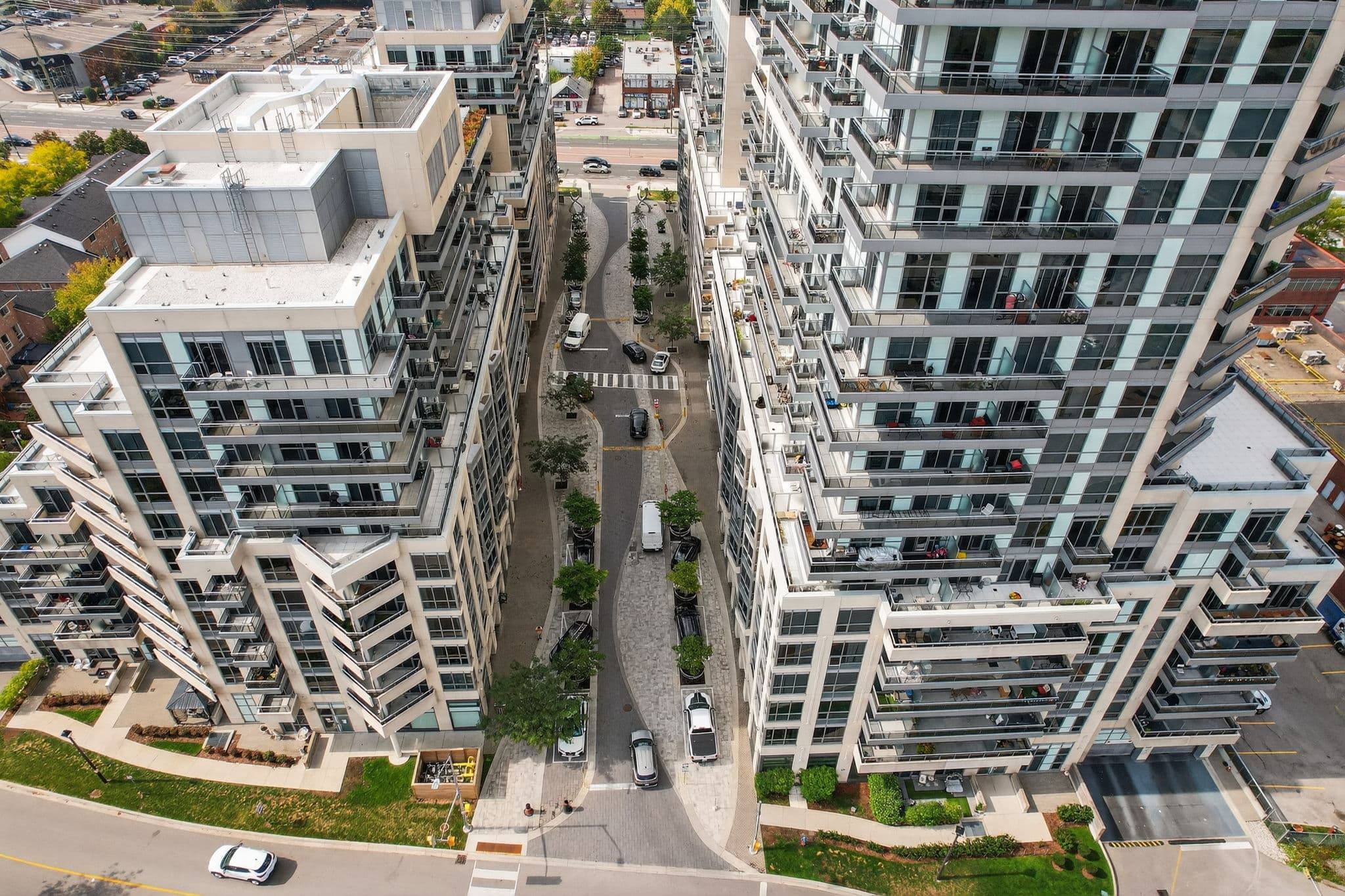 9205 Yonge St Richmond Hill, ON L4C 1V5