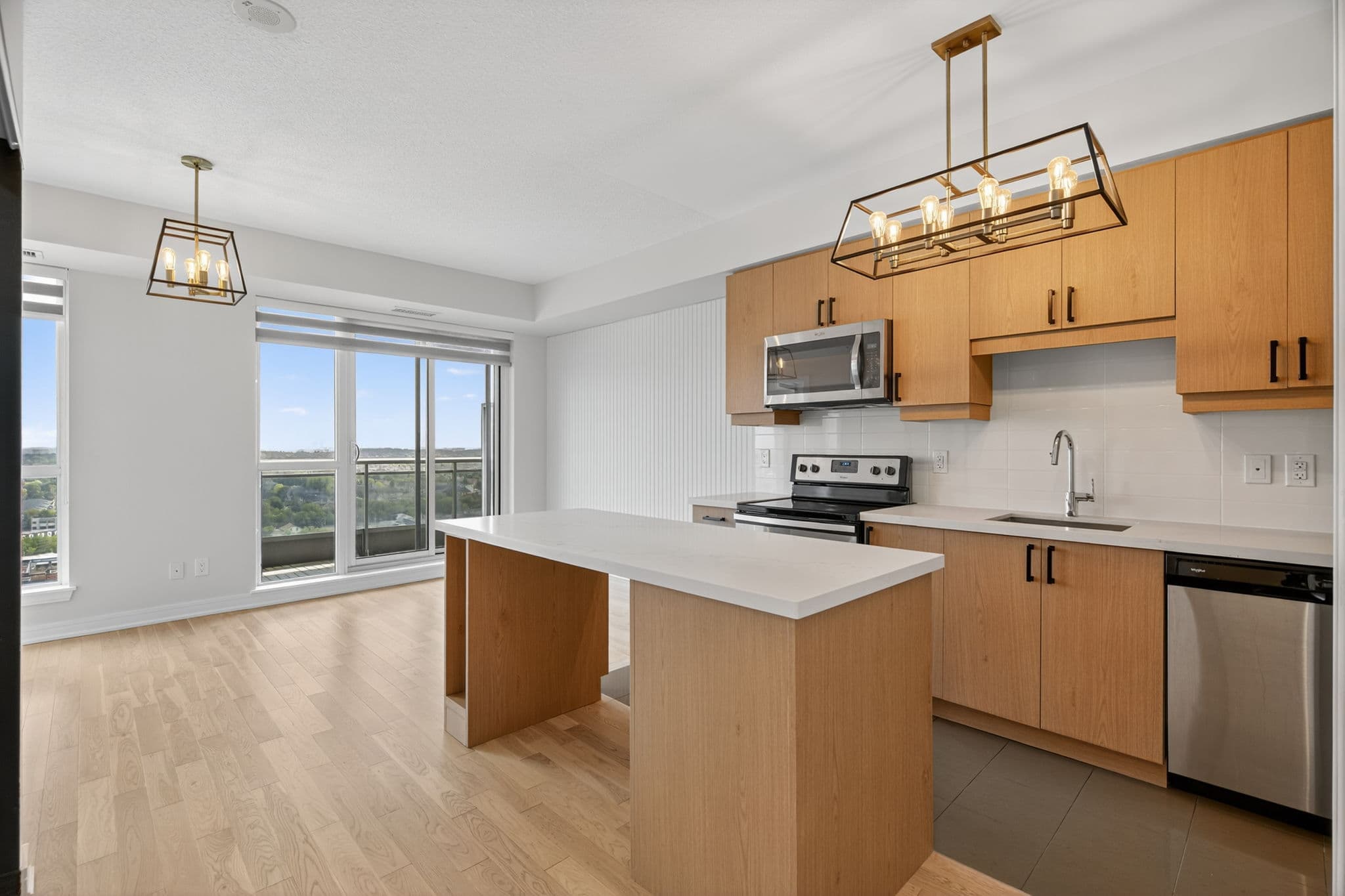9205 Yonge St Richmond Hill, ON L4C 1V5
