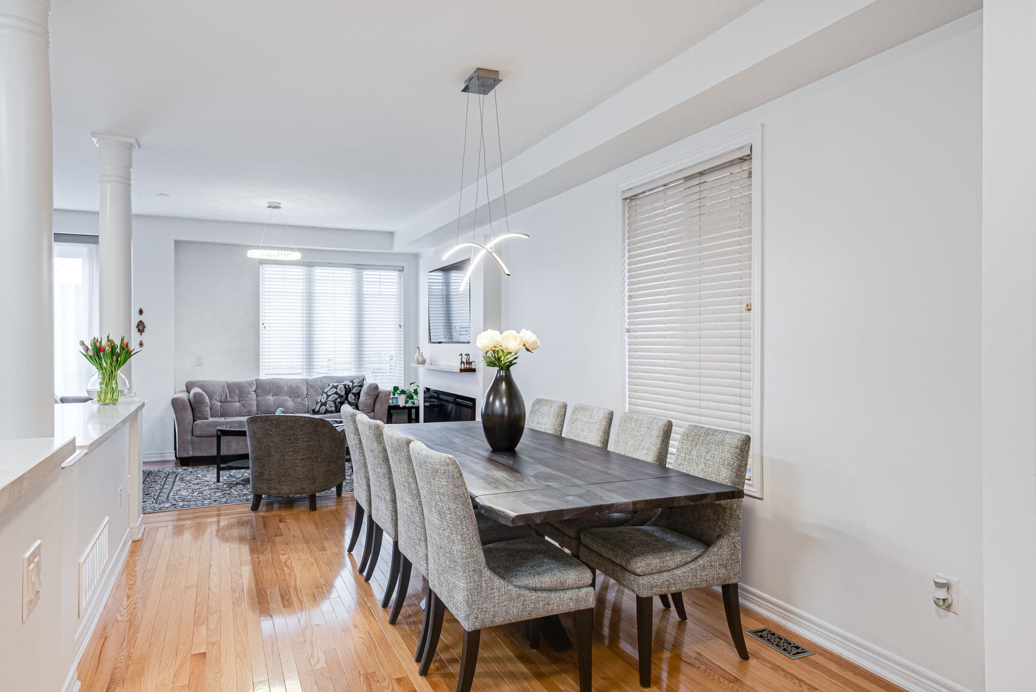 93 Windrow St Richmond Hill, ON L4E 4Y4