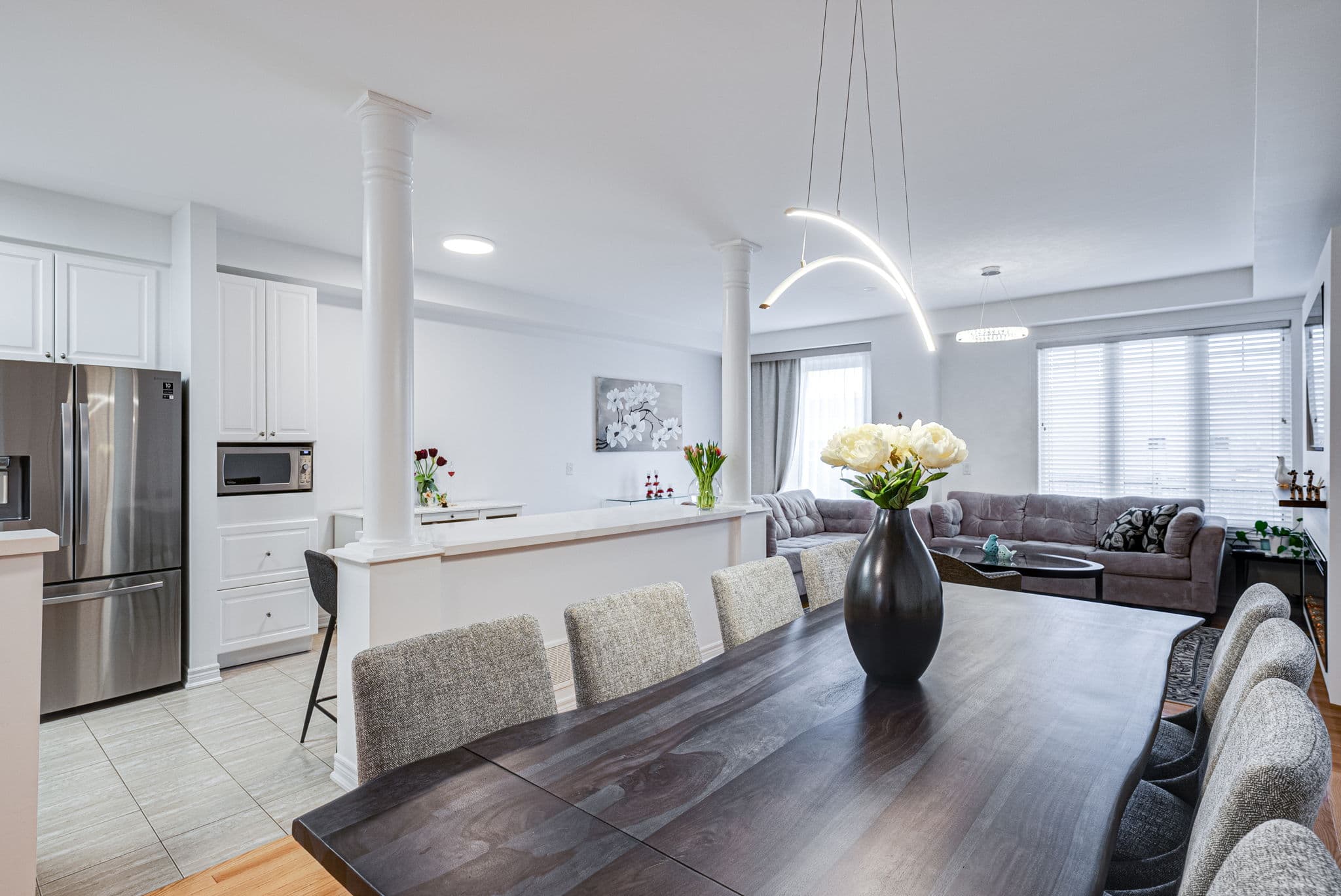 93 Windrow St Richmond Hill, ON L4E 4Y4