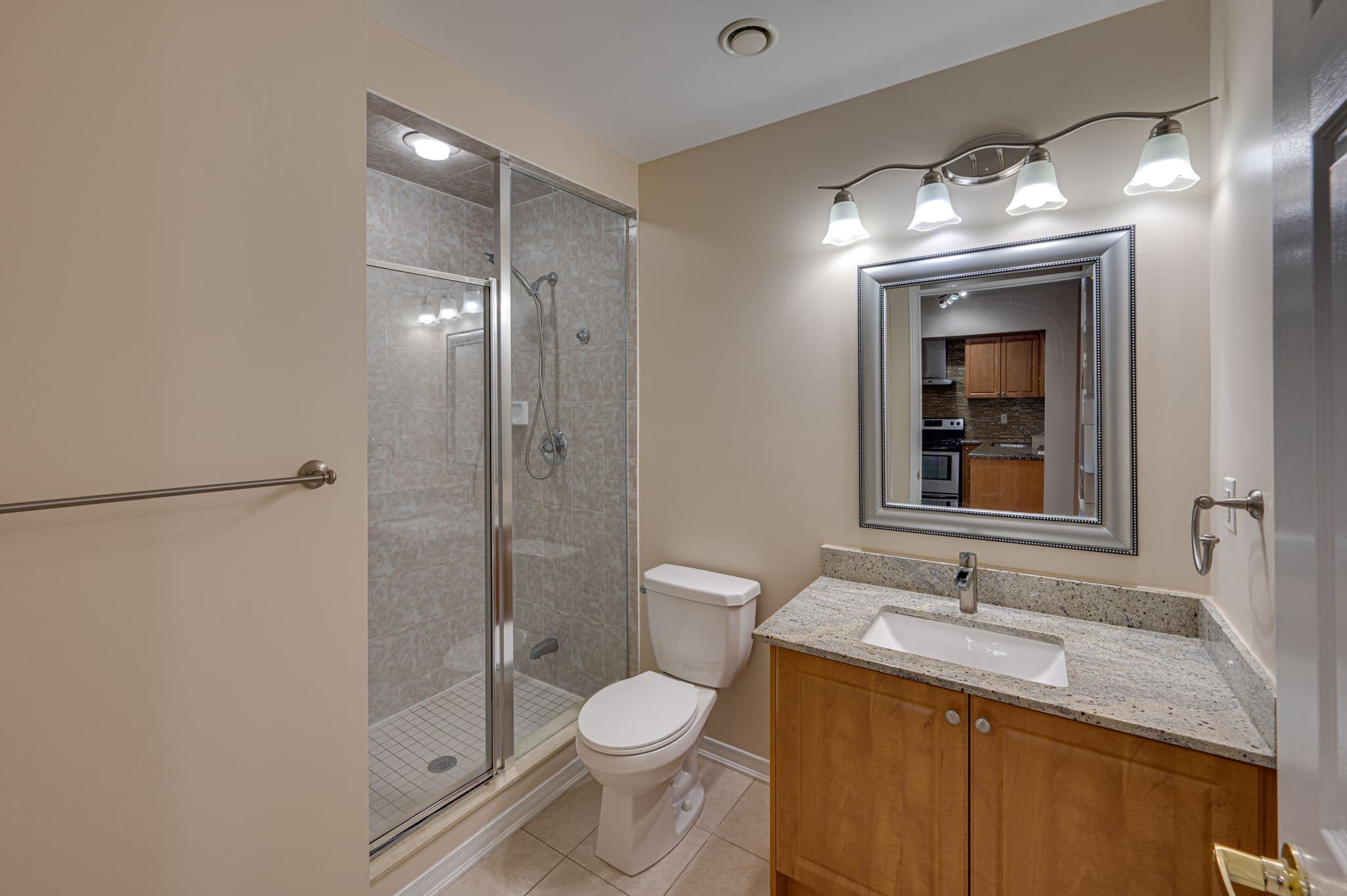 9451 Jane St Unit 308 Vaughan, ON L6A 4H7