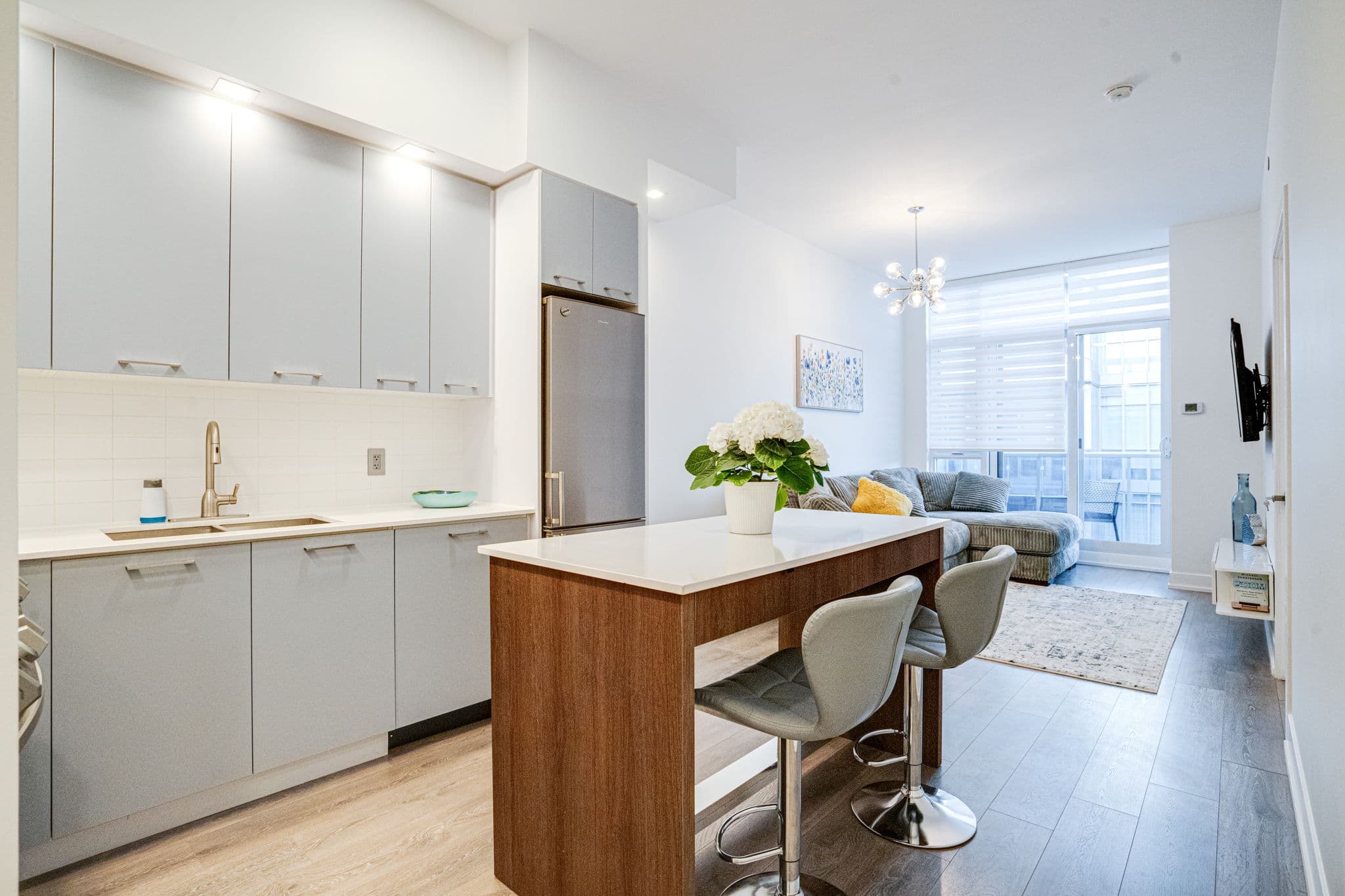9471 Yonge St Unit 745 Richmond Hill, ON L4C 1V4