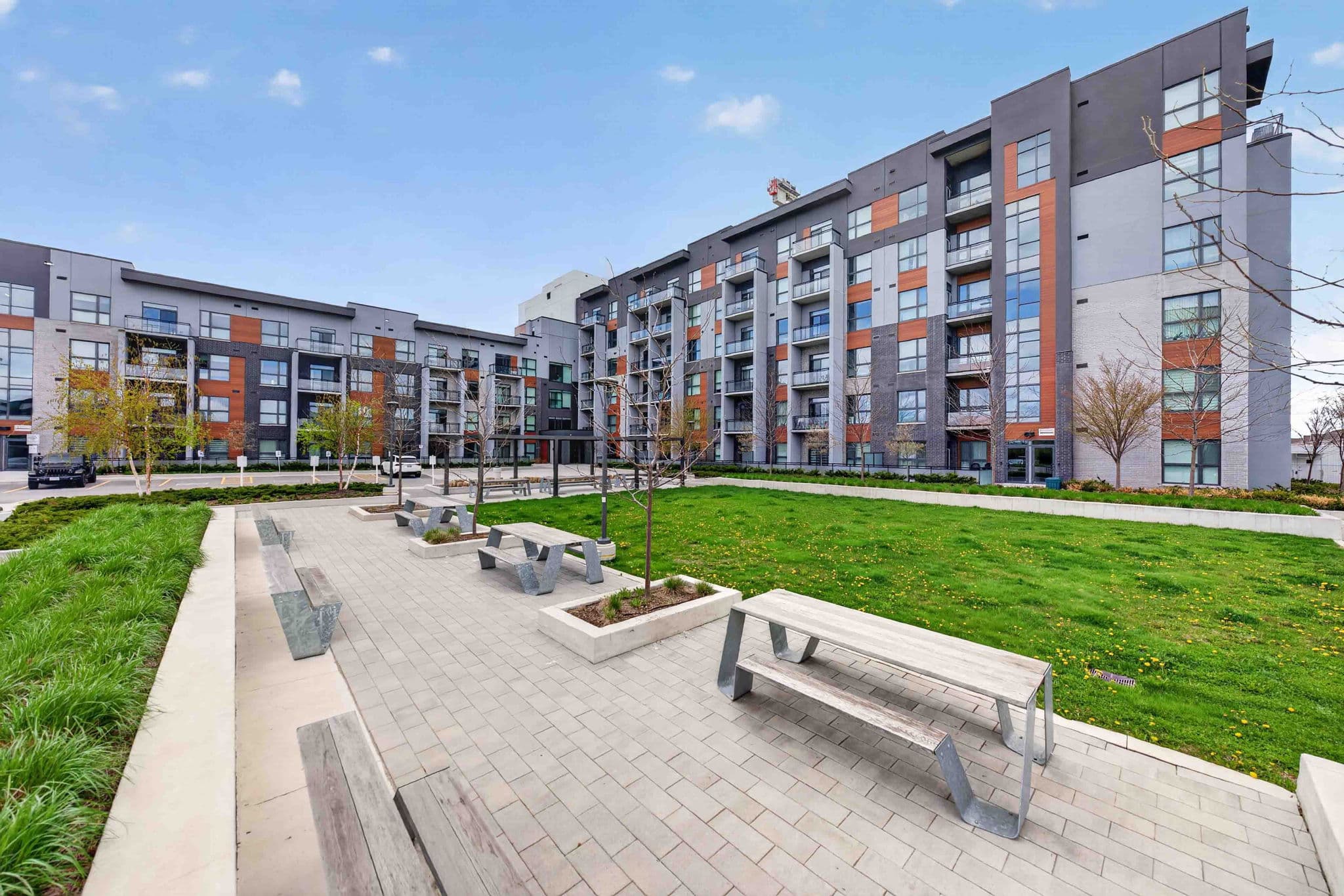 95 Dundas St W 509 Oakville, ON L6M 5N4