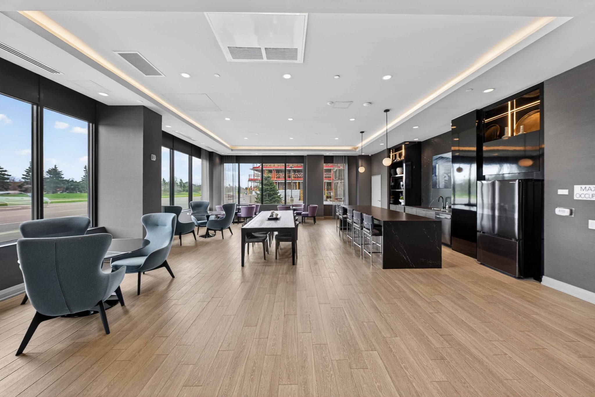 95 Dundas St W 509 Oakville, ON L6M 5N4