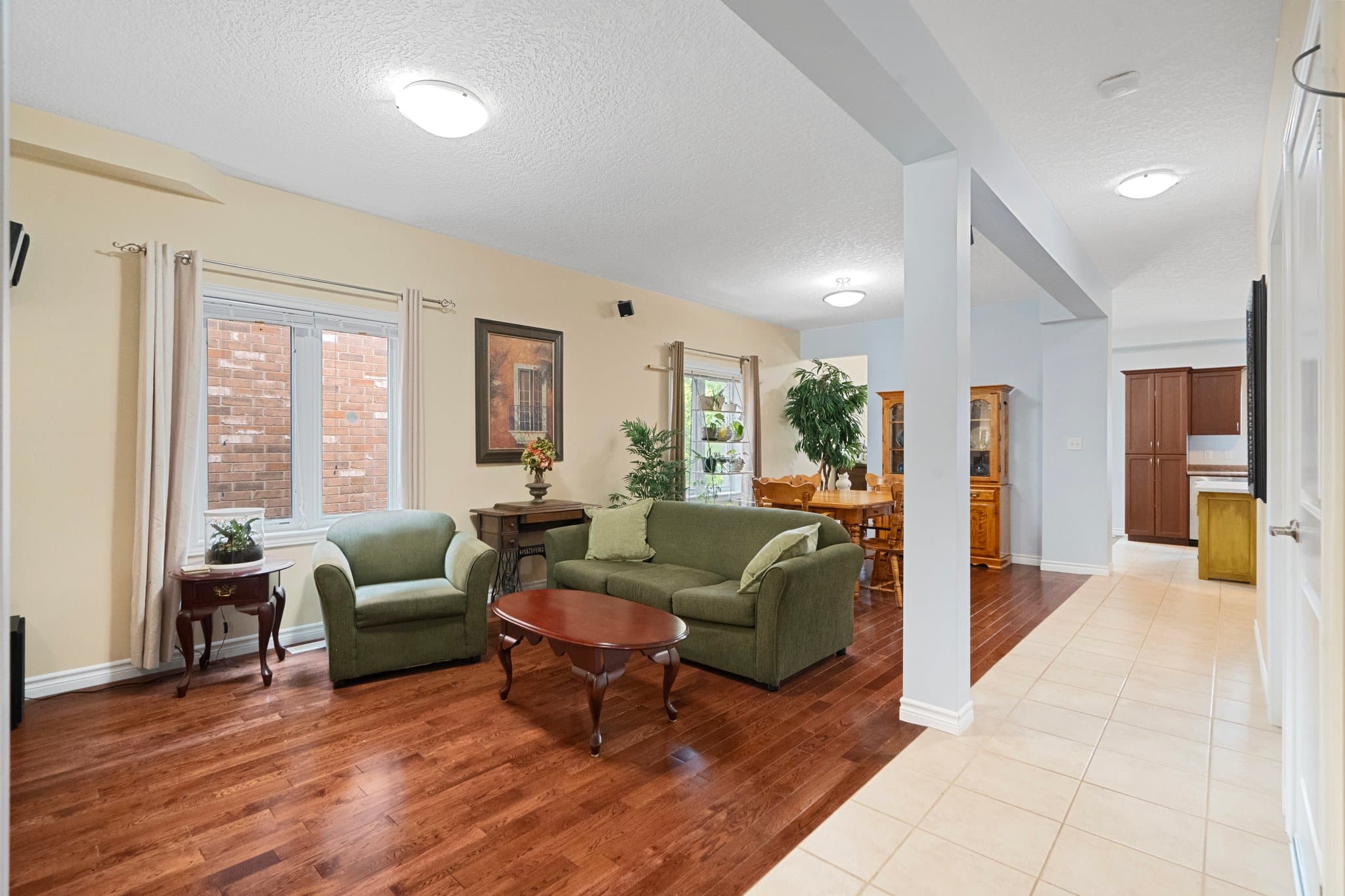 95 Yates Avenue Cambridge, ON N1P 0A4