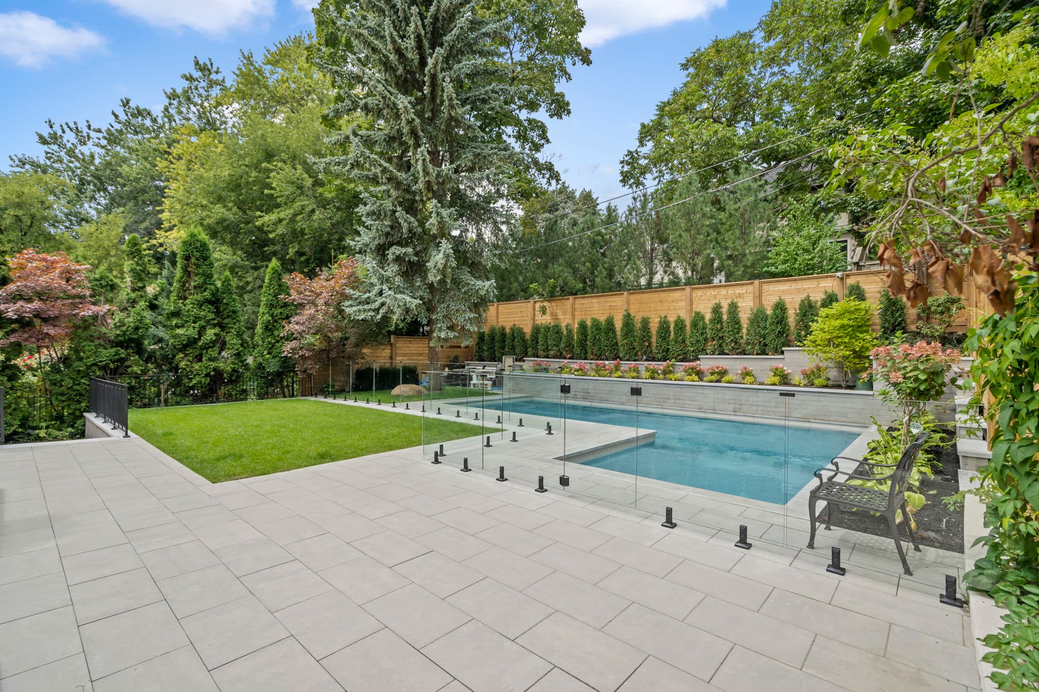 96 Dawlish Ave Toronto, ON M4N 1H1