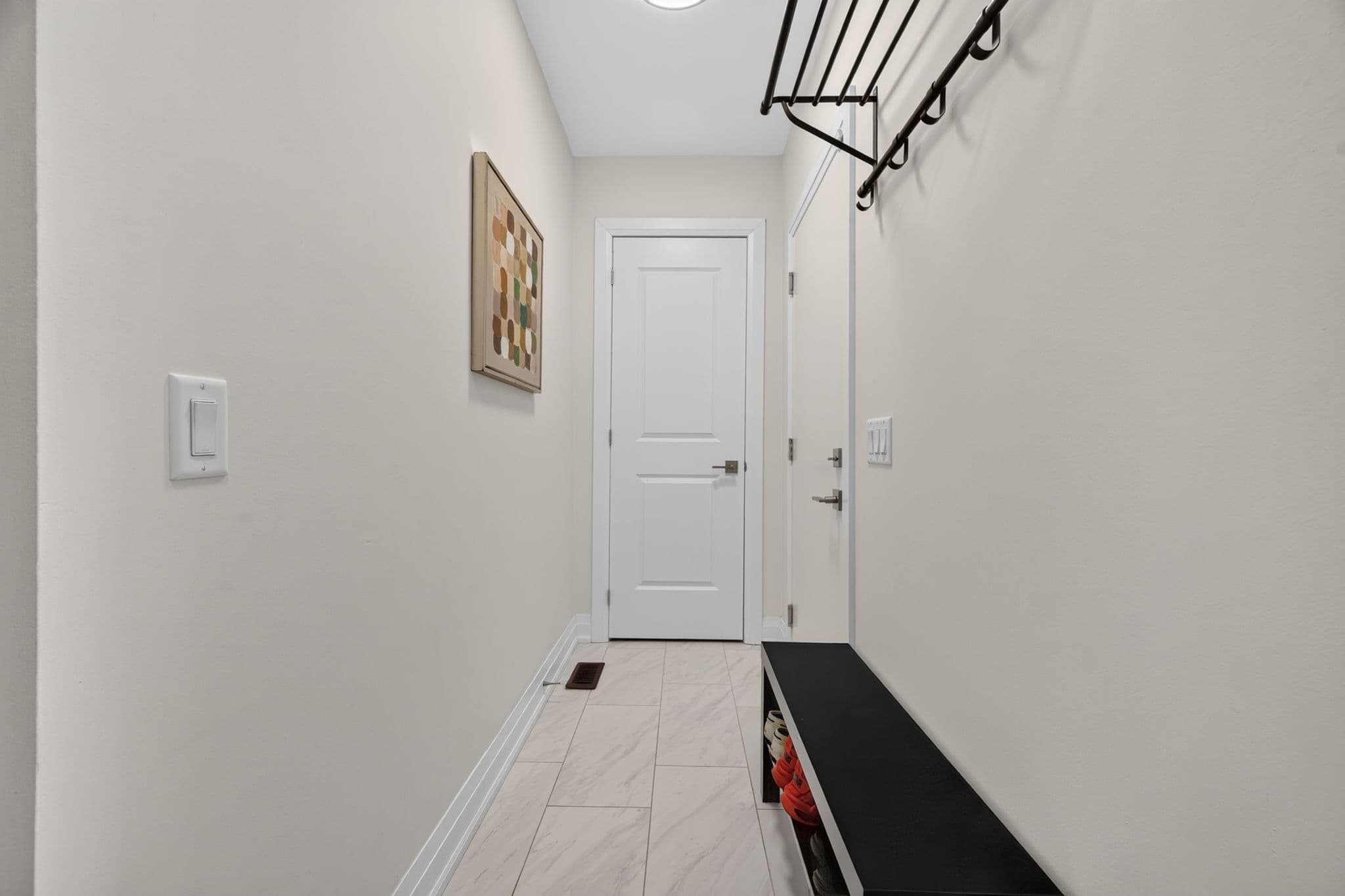96 Salterton Cir Vaughan, ON L6A 4Z2