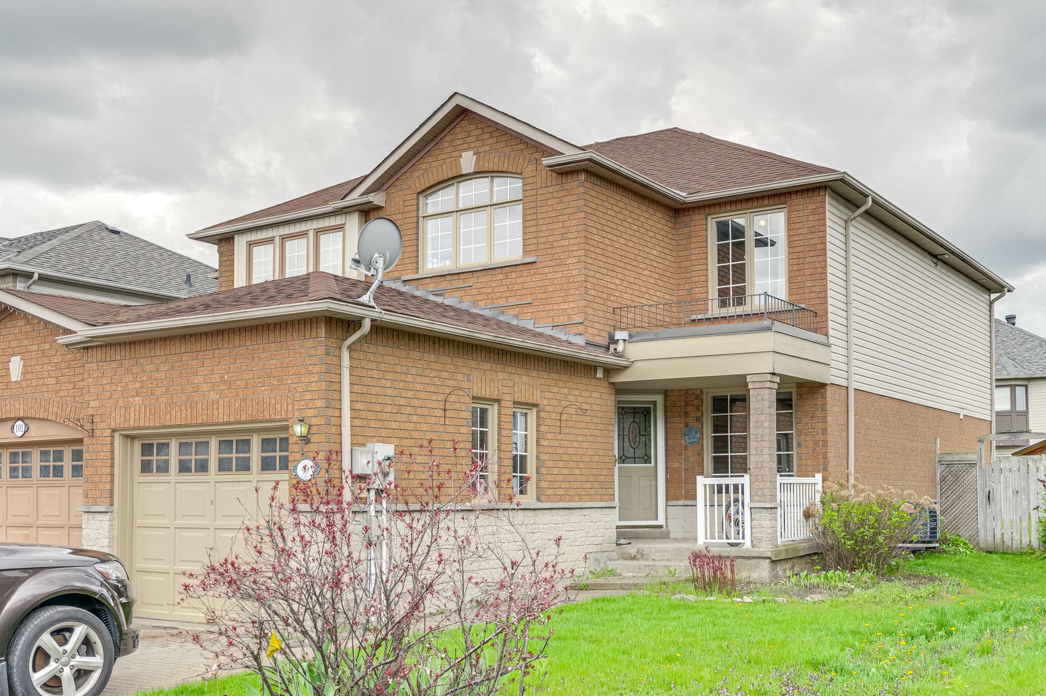 99 Leslie Ave Barrie, ON L4N 9P2